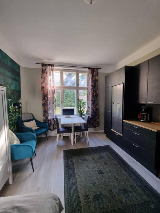 Boutique In The Apartment *